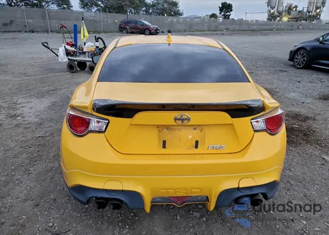 2008 Scion Tc z USA, uszkodzony, nr VIN NULL